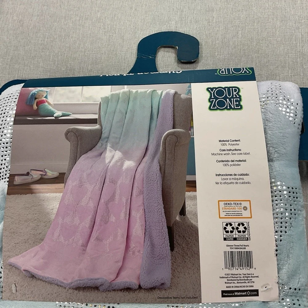 Your Zone Glimmer 50x60 Super Soft Throw